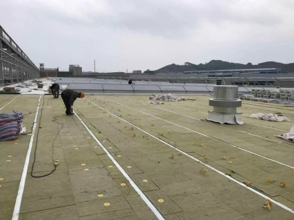 上汽通用集团重点工程采用卓宝单层屋面系统